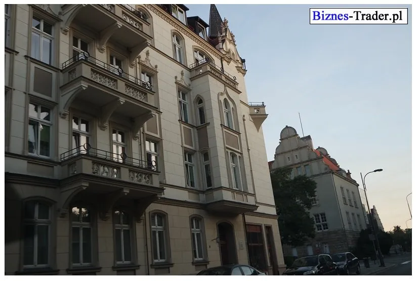 Nawiążę współpracę z kancelarią notarialną z Warszawy.