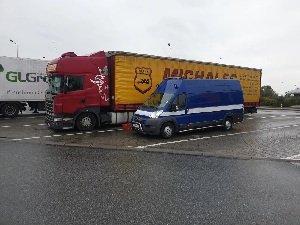 Mobilny serwis klimatyzacji diagnostyka komputerowa maszyny rolnicze