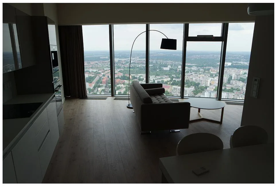 Sprzedam apartament w Sky Tower z widokiem panoramicznym